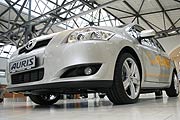 Toyota DIT München GmbH. Der Toyota Vertragshändler in München feiert am 03. März 2007 in seinen 2 Niederlassungen die Neuvorstellung des neuen Toyota AURIS (Foto: MartiN Schmitz))