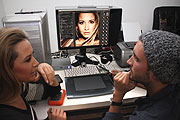 Fotoshooting Mandy Grace Capristo für die neue BeYu Kampagne 2011 (Foto: Martin Schmitz)