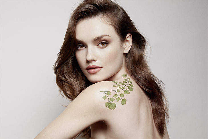 ARTDECO will  mit Green Couture jeder Frau nachhaltige Produkte angereichert mit natürlichen Inhaltsstoffen anbieten, bei gewohnter Produktperformance