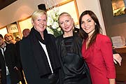 Claudia Graus, Christiane Arp, Sabine Asimus Ingolstadt Village Charity Buchausstellung in Ingolstadt am 27.11.2014 Foto: BrauerPhotos©G.Nitschke