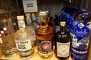 zahlreiche Gin Sorten, u.a. auch "The Duke" aus München (©Foto: Martin Schmitz)