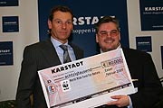 80.000€ gingen an den WWF als Spende (Foto: Martin Schmitz)