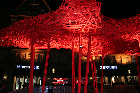 Louis Vuitton München Oberpollinger Store in München, Germany