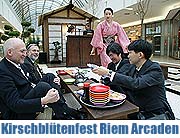 Ein Fest der großen Sinneseindrücke: die Riem Arcaden laden vom 21. Februar bis 01. März zum Japanischen Kirschblütenfest (Foto: Riem Arcaden)