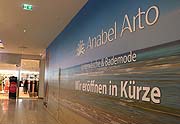 in Kürze: Anabel Arto im Erweiterungsbau der Riem Arcaden (©Foto: Martin Schmitz)