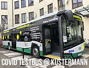 Gemeinsame Initiative von Kustermann und deintestbus.de: von Geldhauser: Neuer Testbus für Schnelltests am Münchner Viktualienmarkt (©Foto: Martin Schmitz