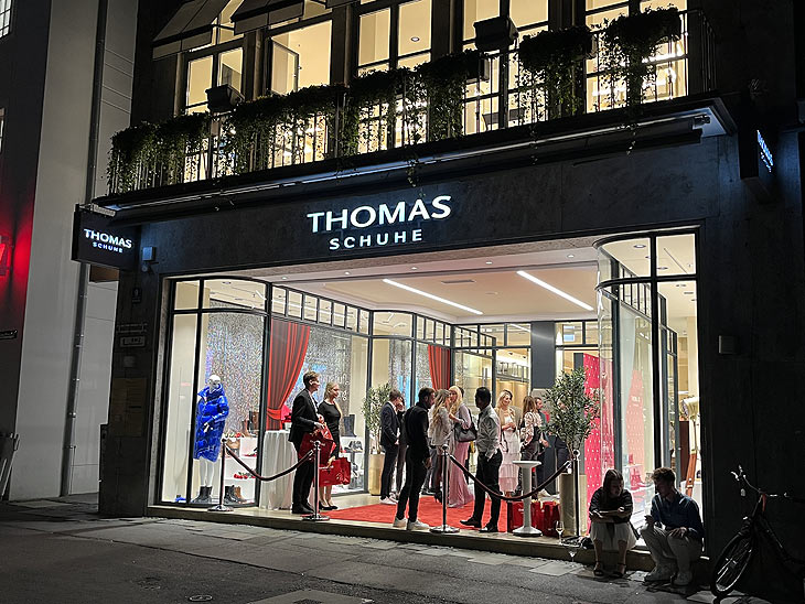 Weinstraße 6 Thomas Schuhe Flagshipstore eröffnete im Herbst 2022 