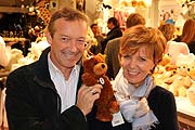 Schauspieler Michael Roll und Schauspielerin Ulrike Kriener beim Opening des M&uuml;nchner Steiff Flagship Stores am 5.12.2017 (&copy;Foto. Martin Schmitz)
