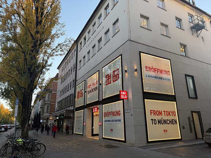 UNIQLO eröffnet am 06.11.2025 den ersten Münchner Store mit Japan-Gewinnspiel und Kult-Kollaborationen (@Foto: Martin Schmitz)  