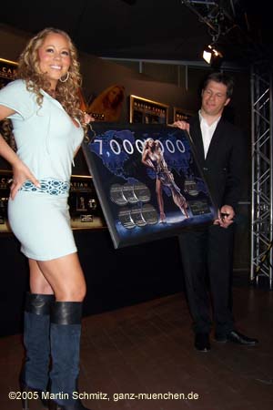 051130mariah_carey33