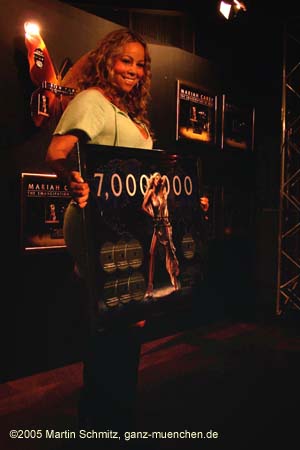 051130mariah_carey66