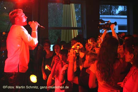 050628ronan_keating10