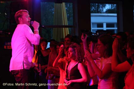 050628ronan_keating20