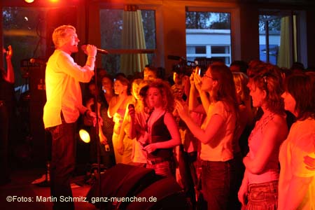 050628ronan_keating22