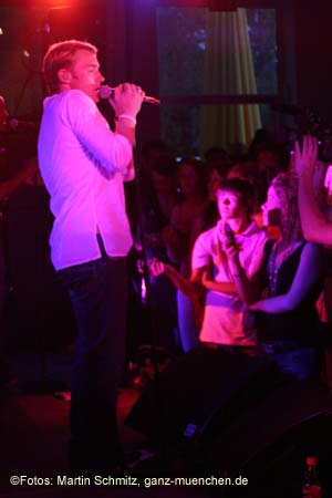 050628ronan_keating46