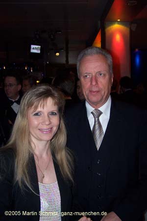 051122aida_premiere12