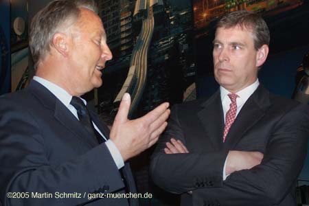 050405siemens_andrew051