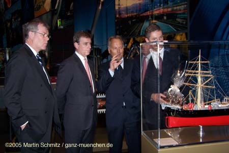 050405siemens_andrew072