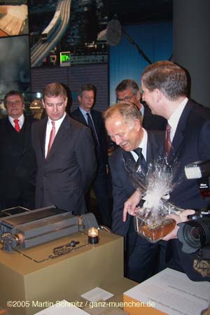 050405siemens_andrew080