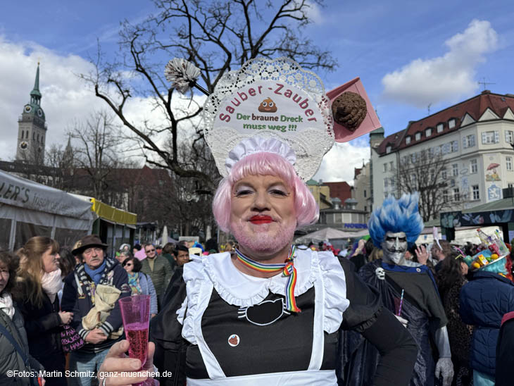 Weiberfasching auf dem Viktualienmarkt 13.02.2024 (©Fotos:Martin Schmitz)