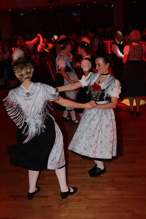 230127oide-wiesnball078