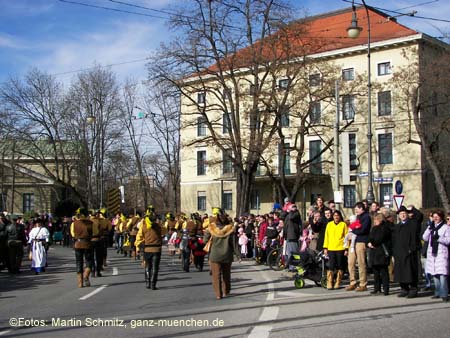 060219faschingszug1_ms149