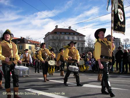 060219faschingszug1_ms150