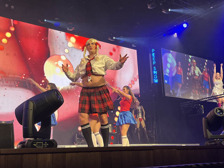 230210filserball041