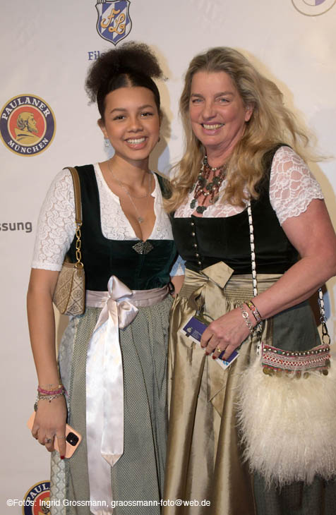 240202ig-filserball007