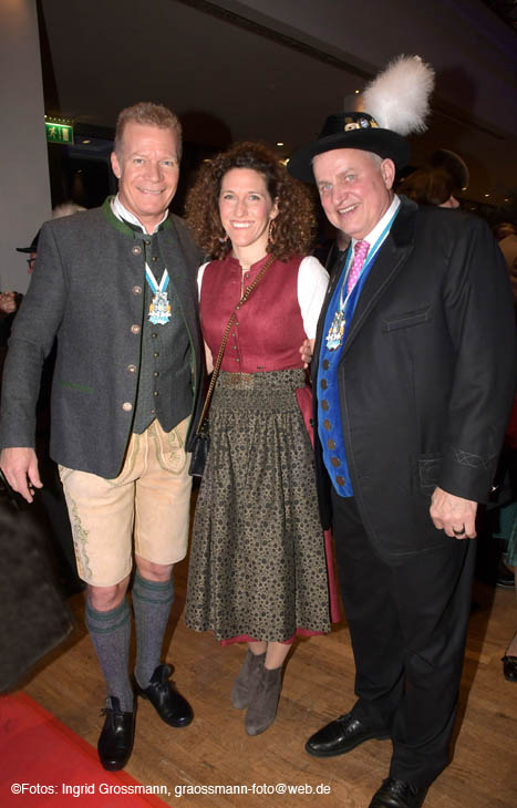 240202ig-filserball010