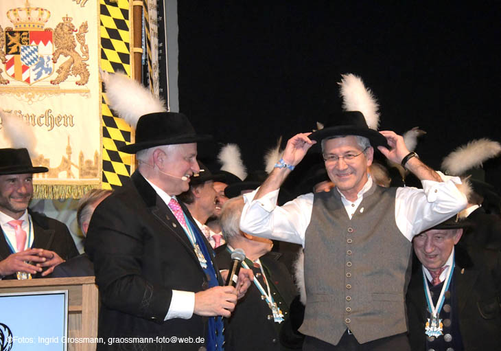 240202ig-filserball053