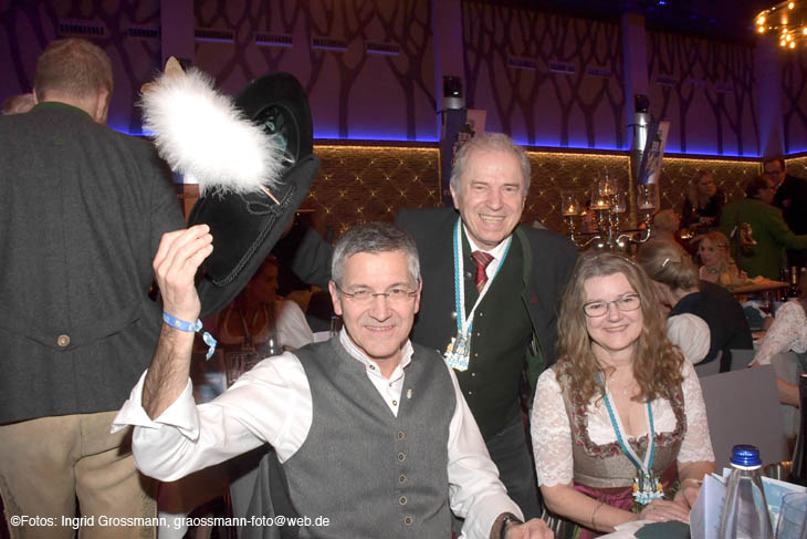 240202ig-filserball057