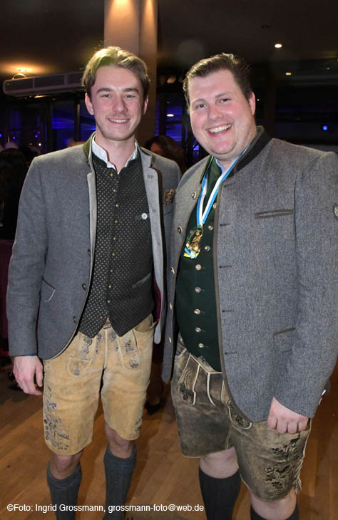 250221ig-filserball006