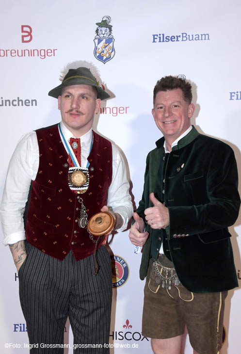 250221ig-filserball020