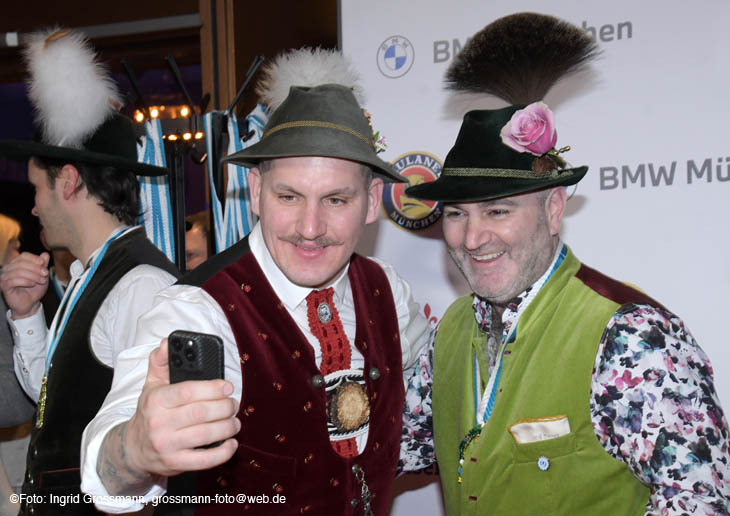 250221ig-filserball109