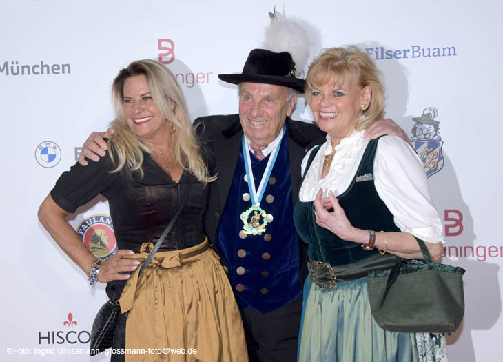 250221ig-filserball130