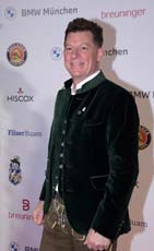 250221ig-filserball143