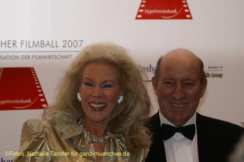 070120nt_filmball221