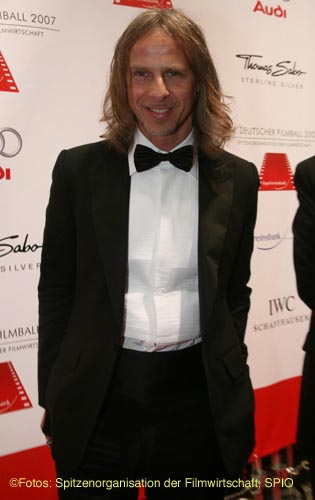 070120filmball009