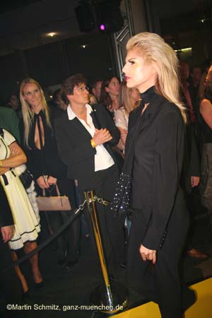 060929modenschau_wiebe01