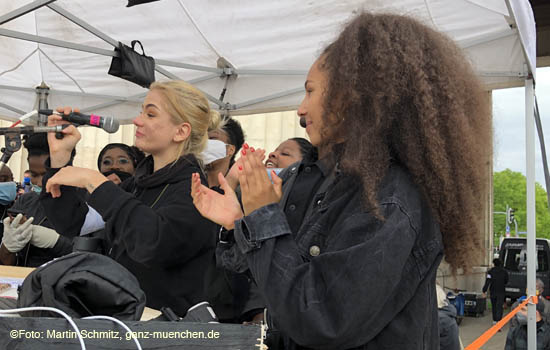 "Silent Protest" am 06-06-2020 auf dem Münchner Königsplatz 200606silent_protest010.jpg