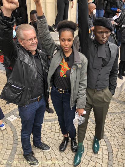 "Silent Protest" am 06-06-2020 auf dem Münchner Königsplatz 200606silent_protest050.jpg