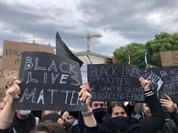 200606silent_protest025