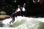 060612eisbal_riversurf18