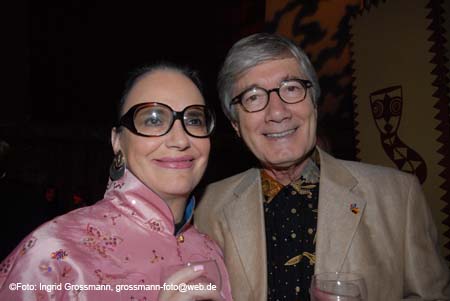 071108afrika_premiere007