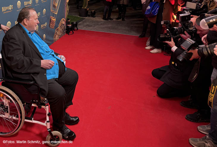 Ottfried Fischer - Impressionen Premiere "Kurios" im Cirque du Soleil auf der Theresienwiese / 240130kurios-cirque002 ©Foto: Martin Schmitz