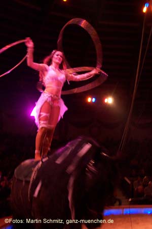060301circus_krone045
