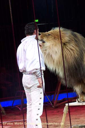 060301circus_krone070