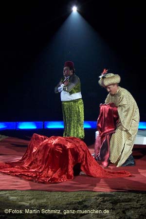 060201krone1_premiere34