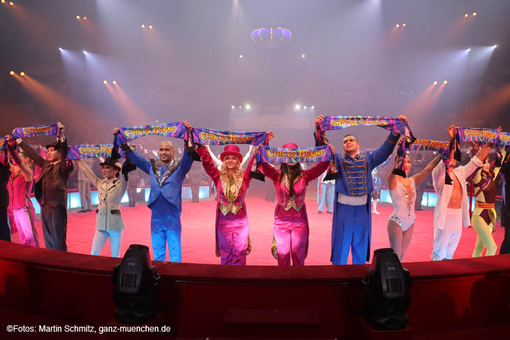 Premiere Circus Krone Winterspielzeit 2024: „Farbenspiel“ ist der Programmtitel der Wintersaison bis 07.04.2024. Premiere am 25.12.2023 (©Foto: Martin Schmitz)